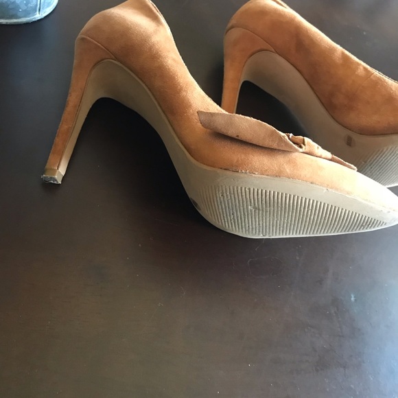 Sole Society Bow tie heels - cognac color - Picture 3 of 5